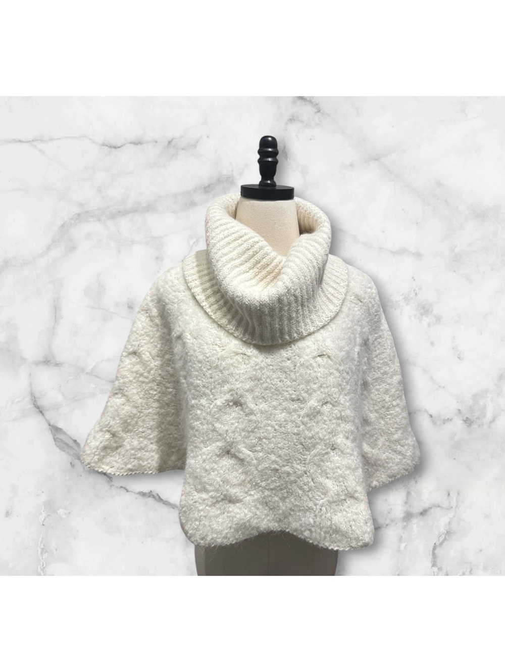 NWT Evelyn Monteza cream baby alpaca turtleneck poncho